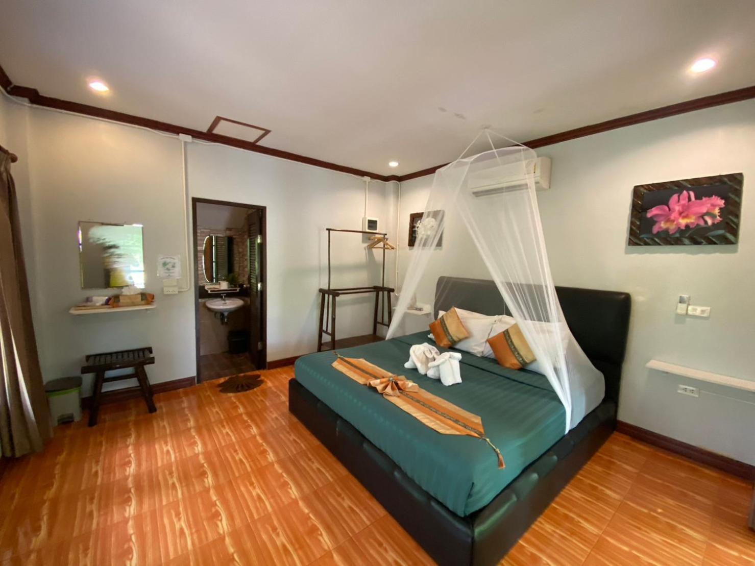 Khao Sok River & Jungle Bungalow Khao Sok National Park Екстериор снимка